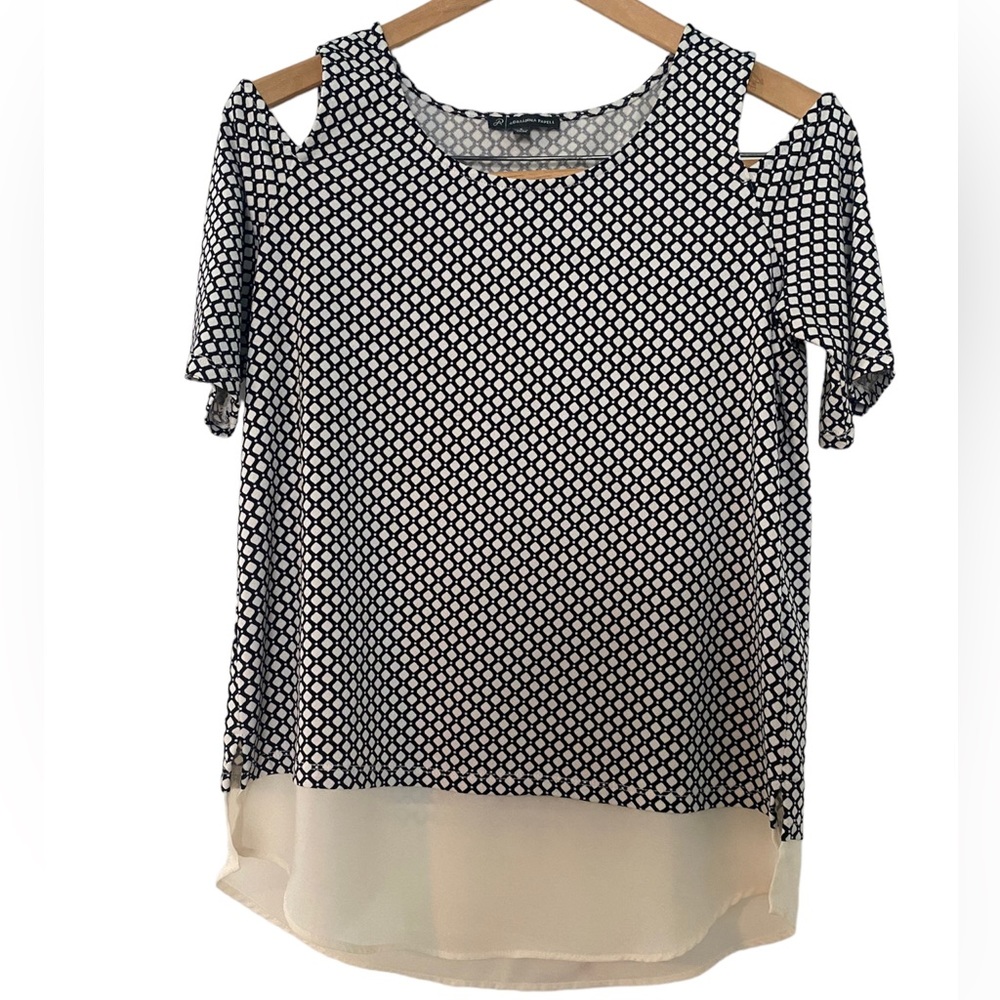 Adrianna Papell Geometric Print Layered Short Sleeve Blouse Women’s Small Career